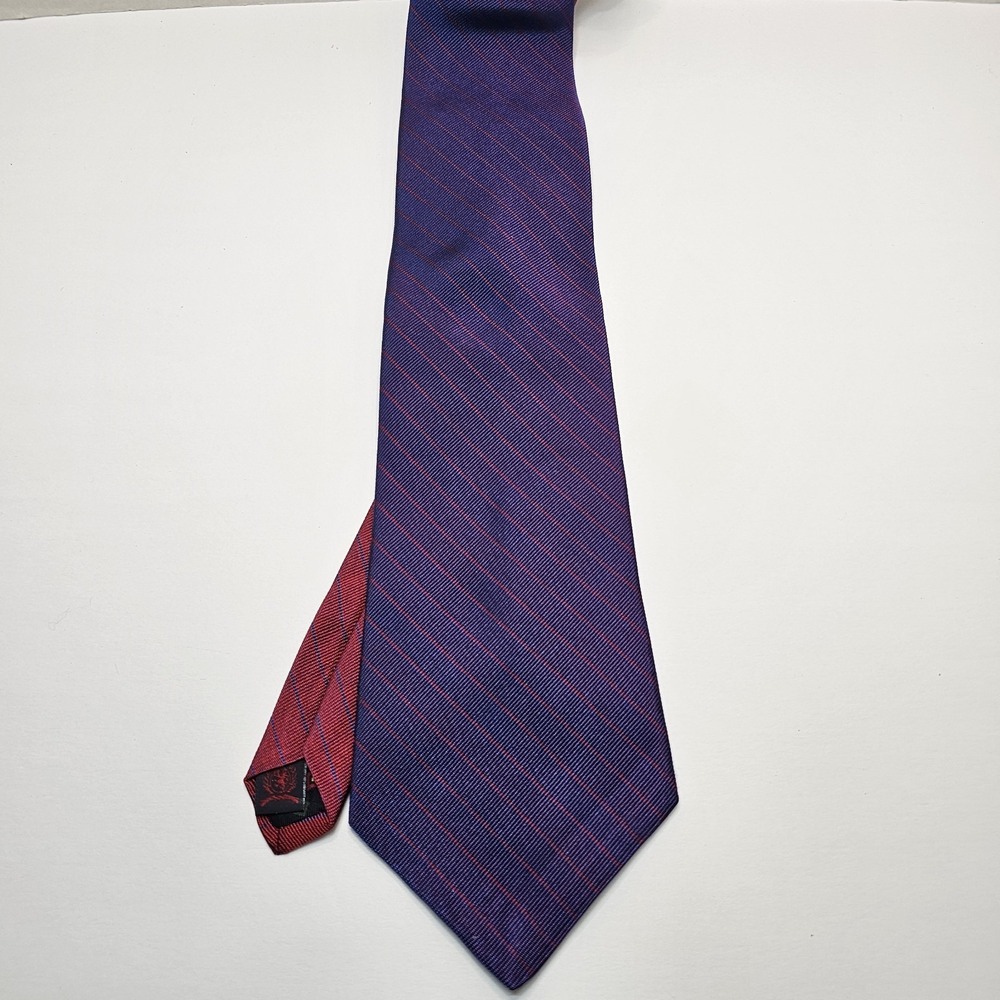 Tommy Hilfiger Men's Neck Tie Purple Red Stripes Made In USA‎ 100% Silk Vintage